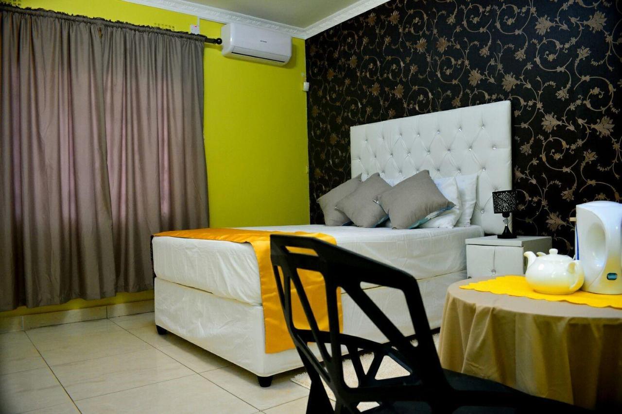 Mathlyn Guesthouse 가보로네 외부 사진