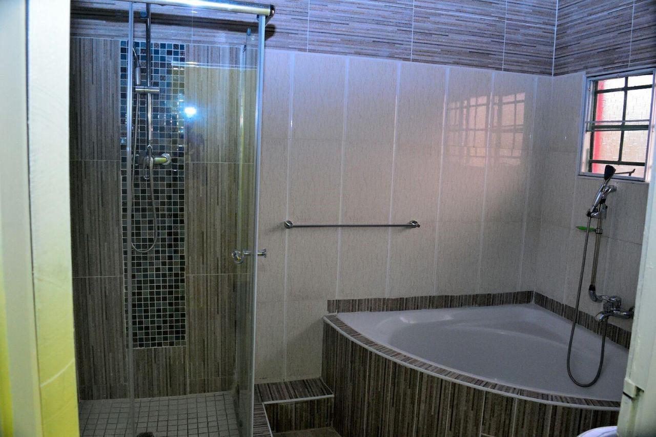 Mathlyn Guesthouse 가보로네 외부 사진