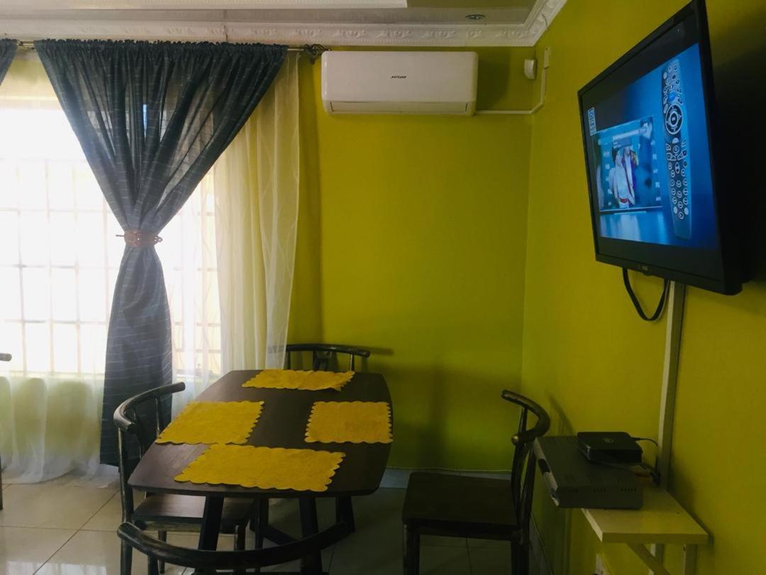 Mathlyn Guesthouse 가보로네 외부 사진