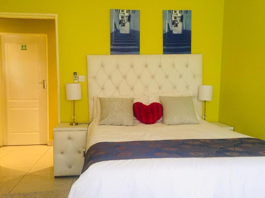 Mathlyn Guesthouse 가보로네 외부 사진
